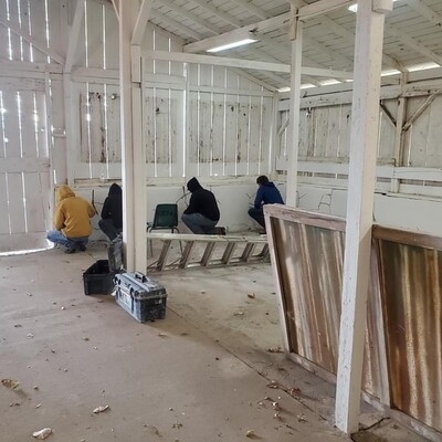 Volunteers Restoring The Barns
