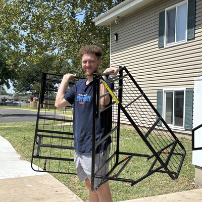 Helping a family move